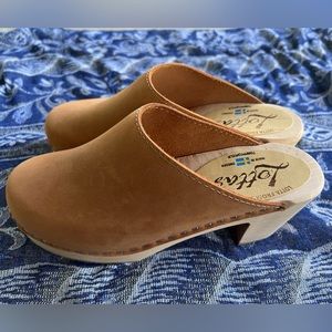Like new size 38 tan Lotta from Stockholm clogs